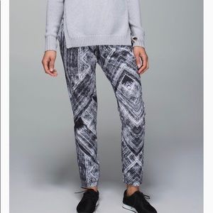 Lululemon Namaskar Pant II White & Black